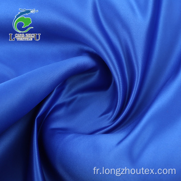 Satin terne avec tissu Twist